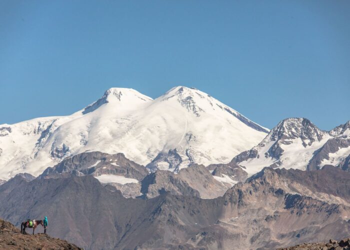Besteigung Laila Gipfel - Blick zum Elbrus