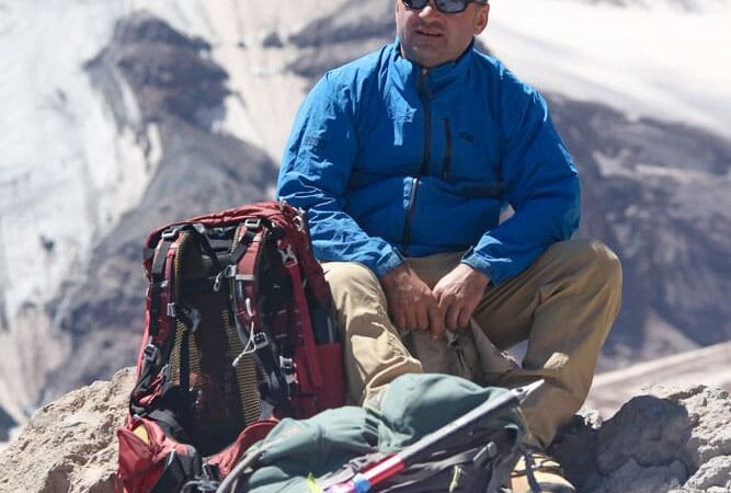 Kazbek climbing tour