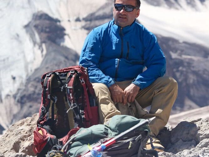 Kazbek climbing tour