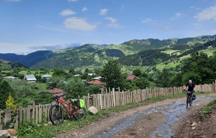 Dorf Bako - Radtour Adscharien