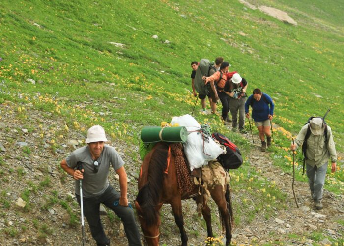 Laila Besteigung - Zum Basis Lager von Laila