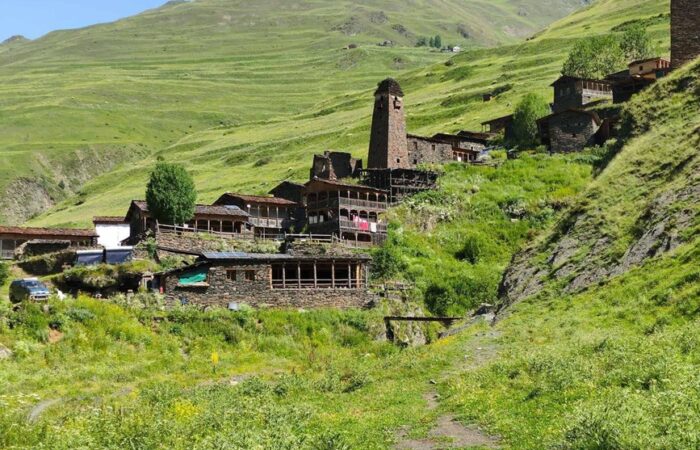 Village Darto - Bike Tour in Tusheti