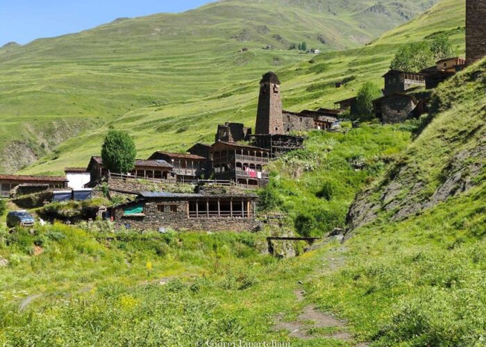 Village Darto - Bike Tour in Tusheti