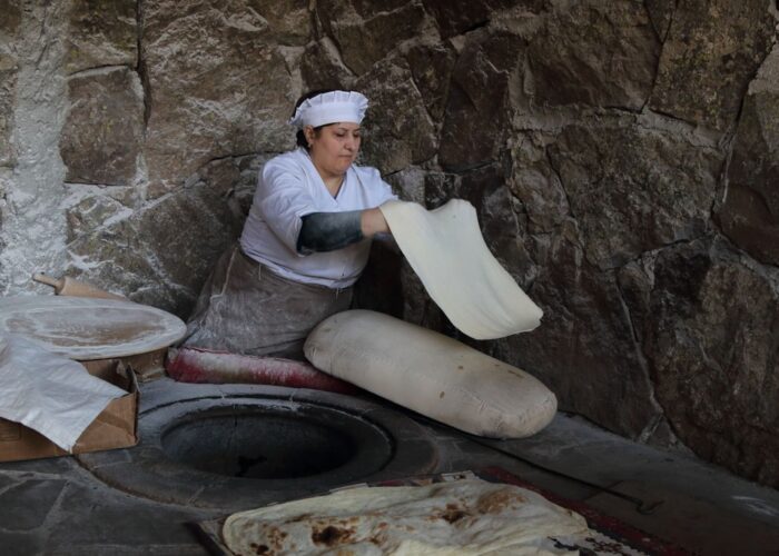 Armenian Bread - Round Trip in Armenia