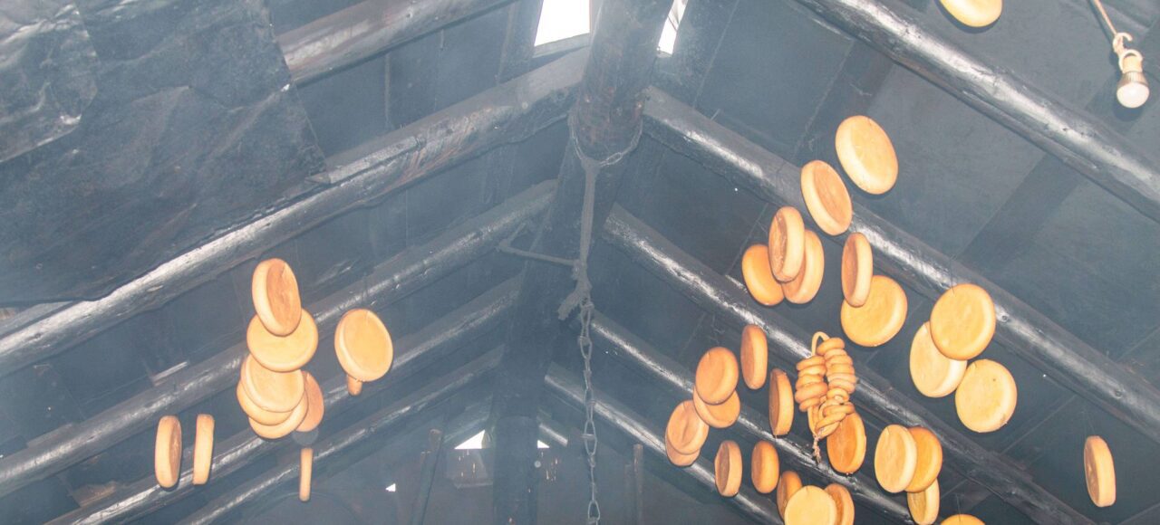 Tatsachen über Georgien - Georgischer Käse Sulguni