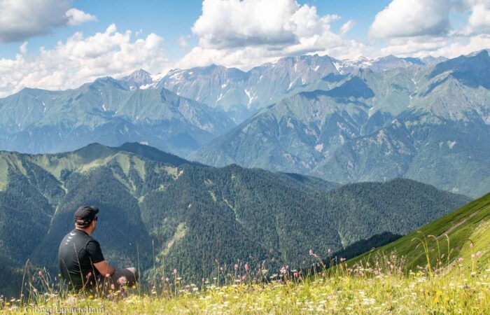 Pause beim Trekking von Swanetien nach Lentechi