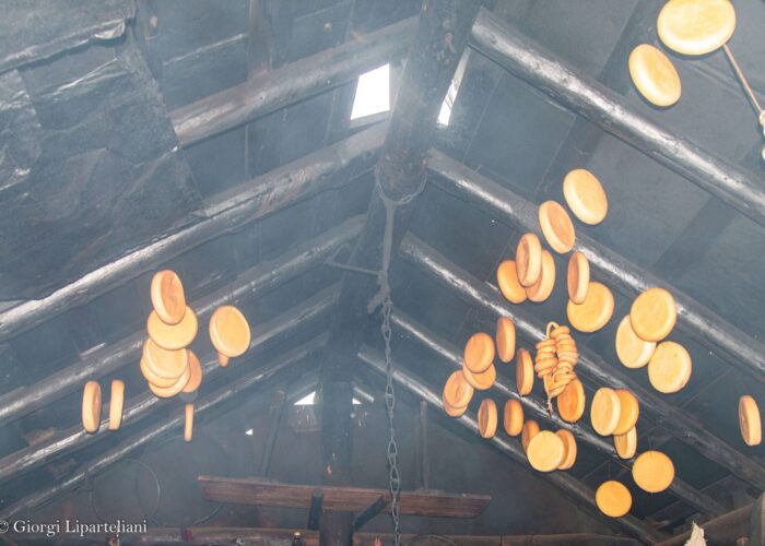 Smoked Sulguni cheese in Lebarde