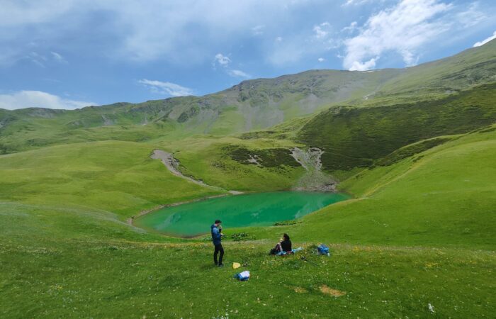 Oreti See - Wanderreisen in Georgien
