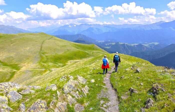 Auf-Makratela-Pass-Wanderreise-Tuschetien